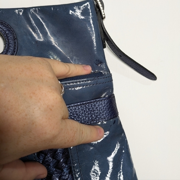 Brighton blue small patent leather shoulder bag - Picture 3 of 13